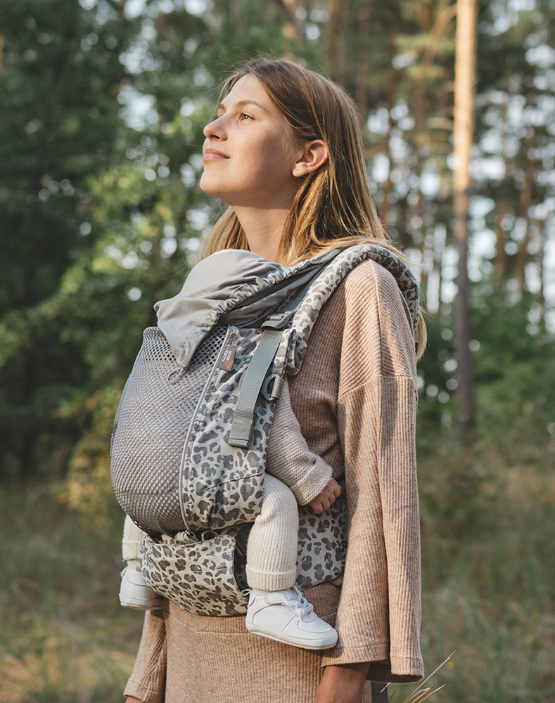 ONE baby carrier