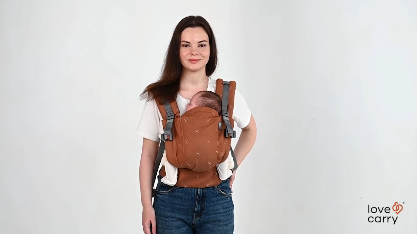 Love&Carry ONE baby carrier. Front carry H straps (0-4 m.)