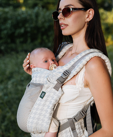 ONE Evo baby carrier